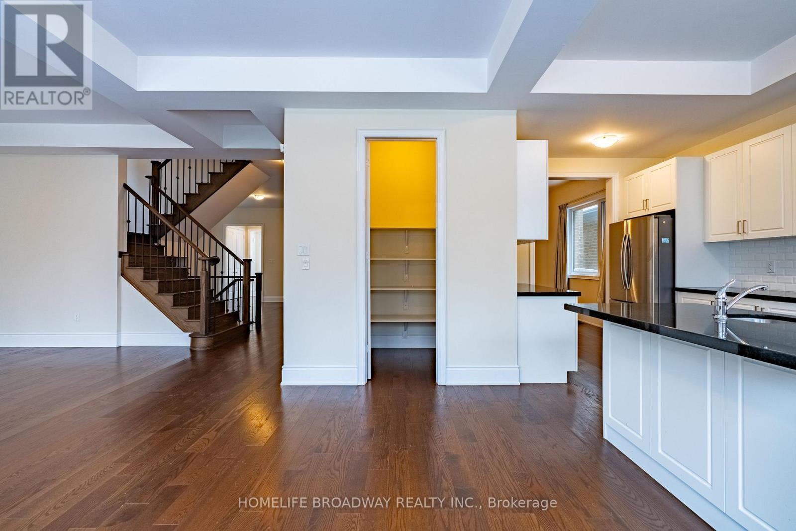 166 Conklin Crescent, Aurora, Ontario  L4G 0Z2 - Photo 17 - N12766446