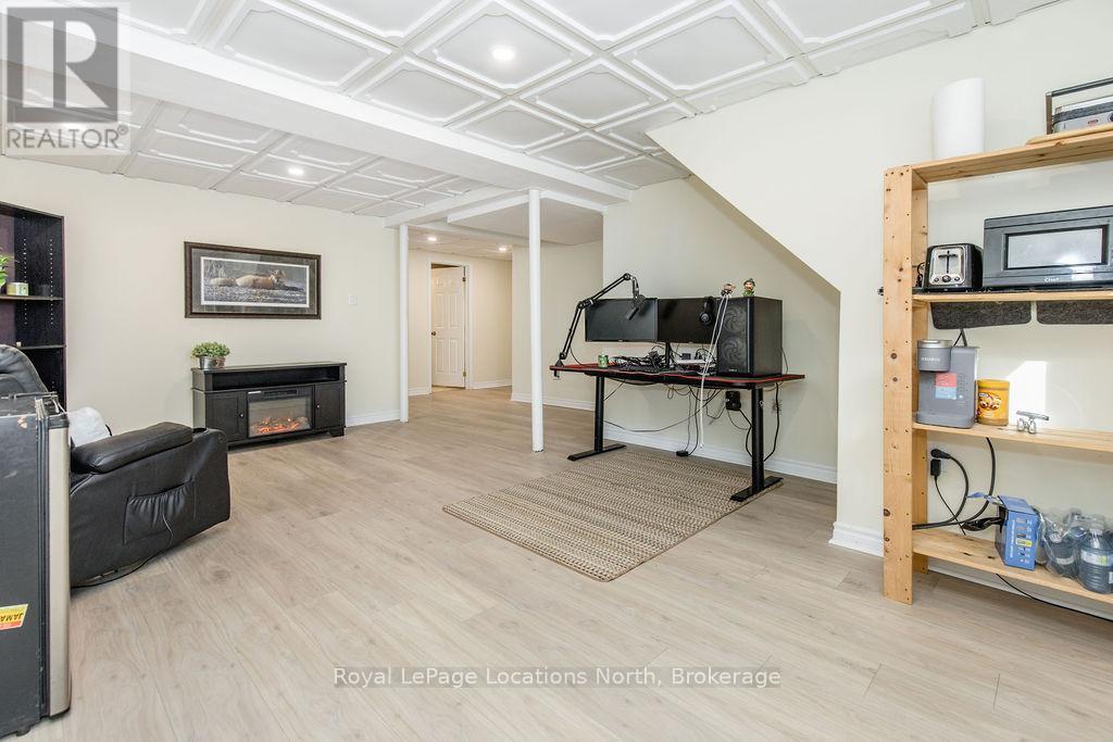 52 Royal Beech Drive, Wasaga Beach, Ontario  L0L 2P0 - Photo 22 - S12766722