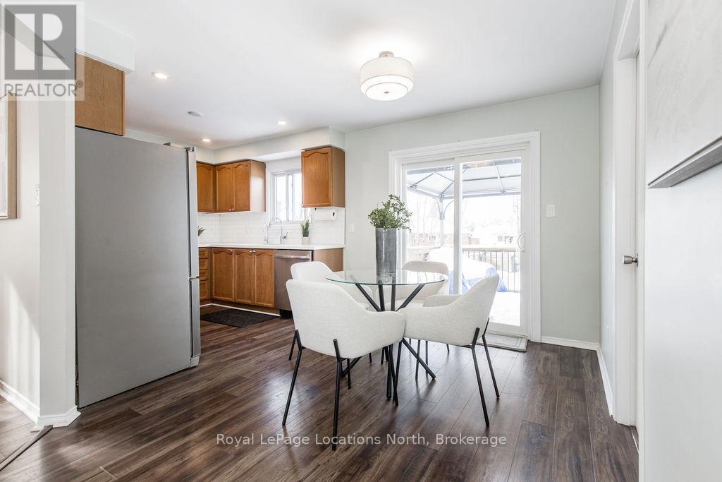 52 Royal Beech Drive, Wasaga Beach, Ontario  L0L 2P0 - Photo 6 - S12766722