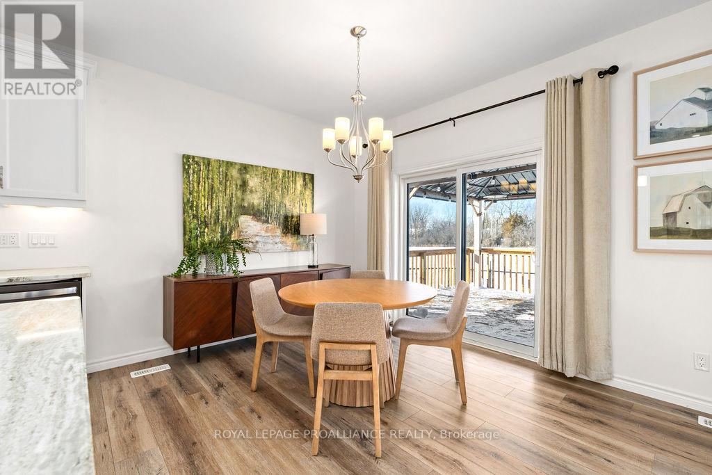 26 Redwood Drive, Belleville (Thurlow Ward), Ontario  K8N 0K4 - Photo 13 - X12766712