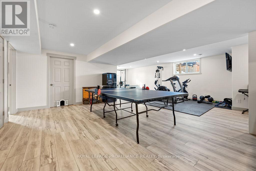 26 Redwood Drive, Belleville (Thurlow Ward), Ontario  K8N 0K4 - Photo 37 - X12766712