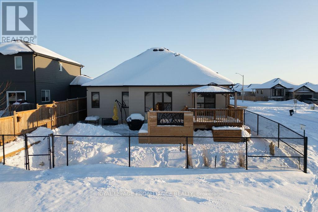 26 Redwood Drive, Belleville (Thurlow Ward), Ontario  K8N 0K4 - Photo 45 - X12766712