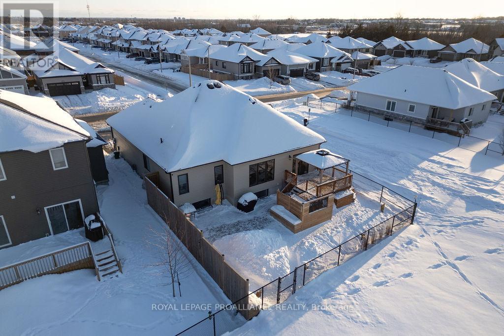 26 Redwood Drive, Belleville (Thurlow Ward), Ontario  K8N 0K4 - Photo 46 - X12766712