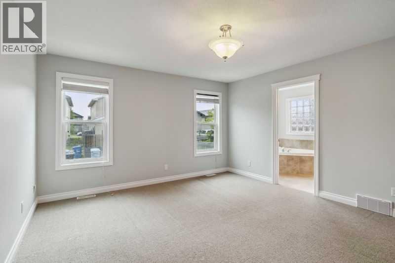 221 Ash Way, Fort Mcmurray, Alberta  T9K 0G2 - Photo 19 - A2231444