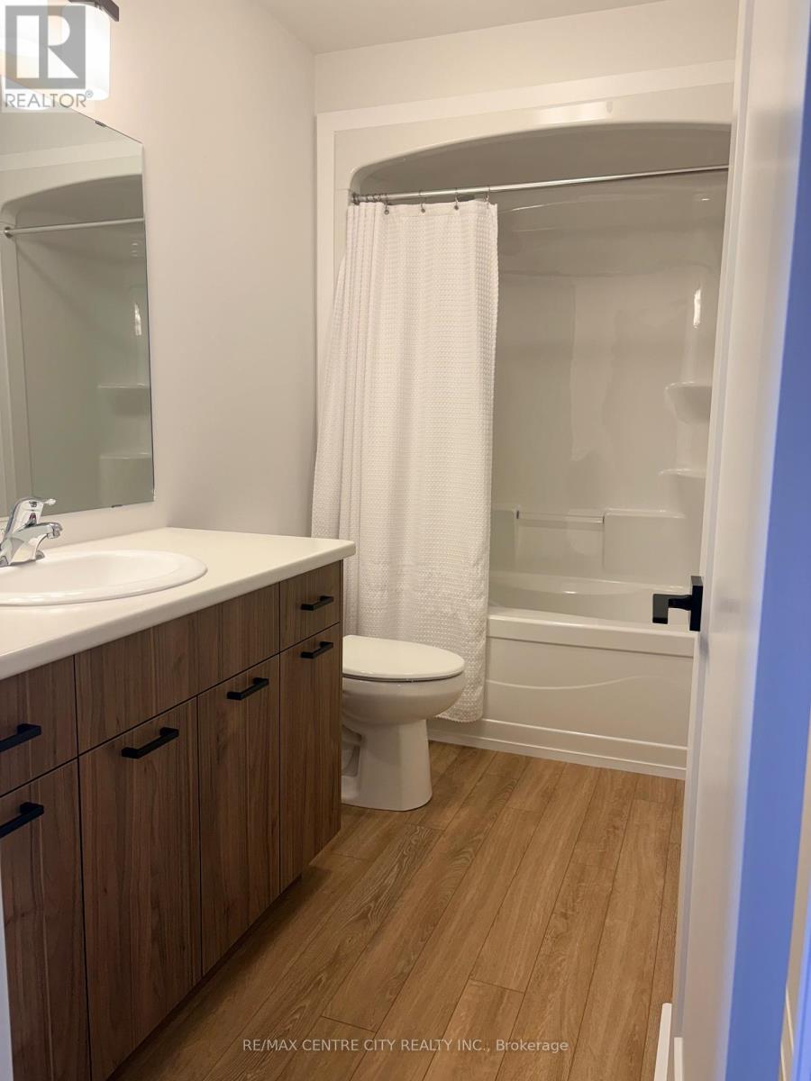 33 Evylean Court, St. Thomas, Ontario  N5P 3S6 - Photo 11 - X12766874