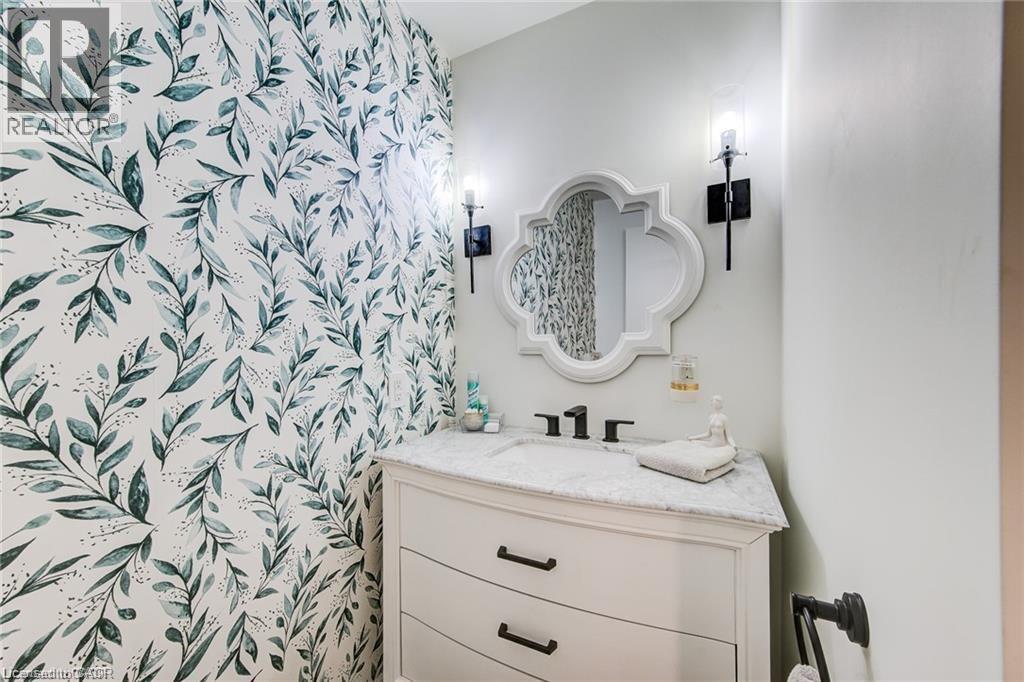 920 Orr Court, Kitchener, Ontario  N2R 1R4 - Photo 45 - 40793309