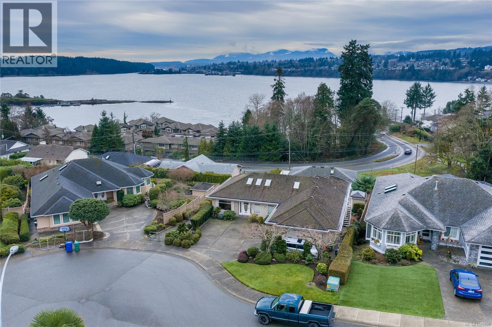 1465 Rose Ann Dr, Nanaimo, British Columbia V9T 4L3 - Photo 2 - 1025296