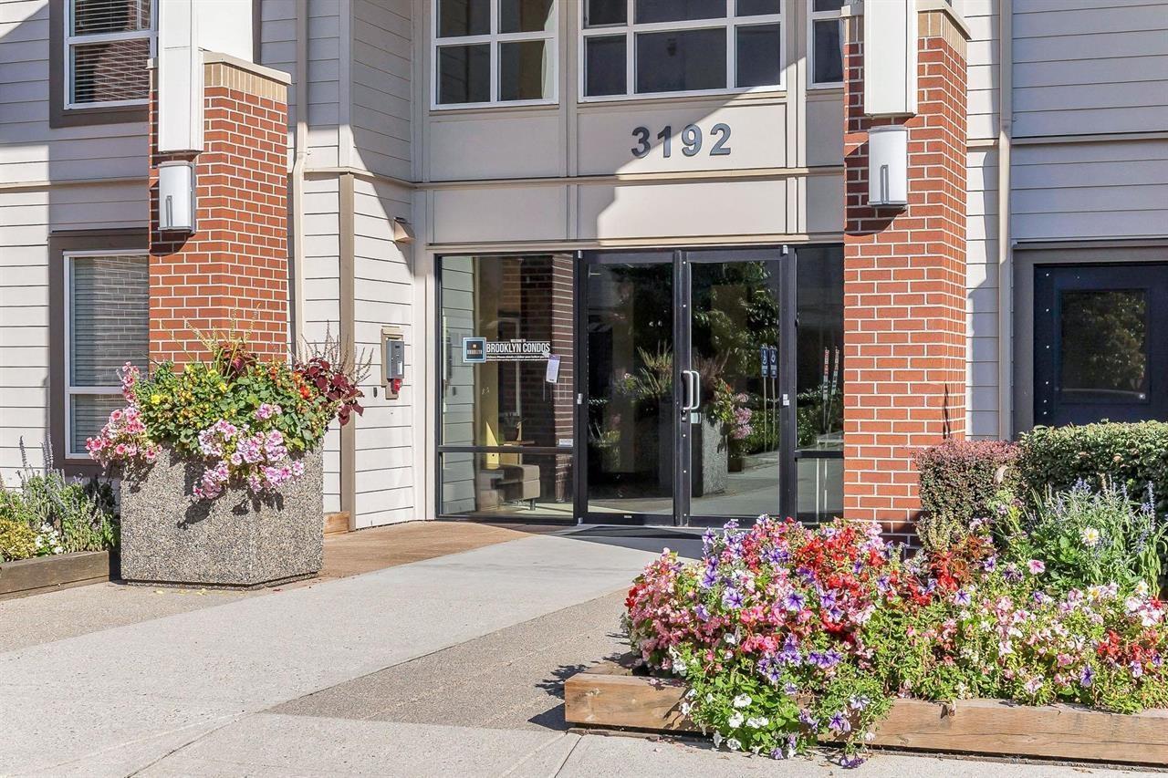 316 3192 Gladwin Road, Abbotsford, British Columbia  V2T 6M9 - Photo 3 - R3082852