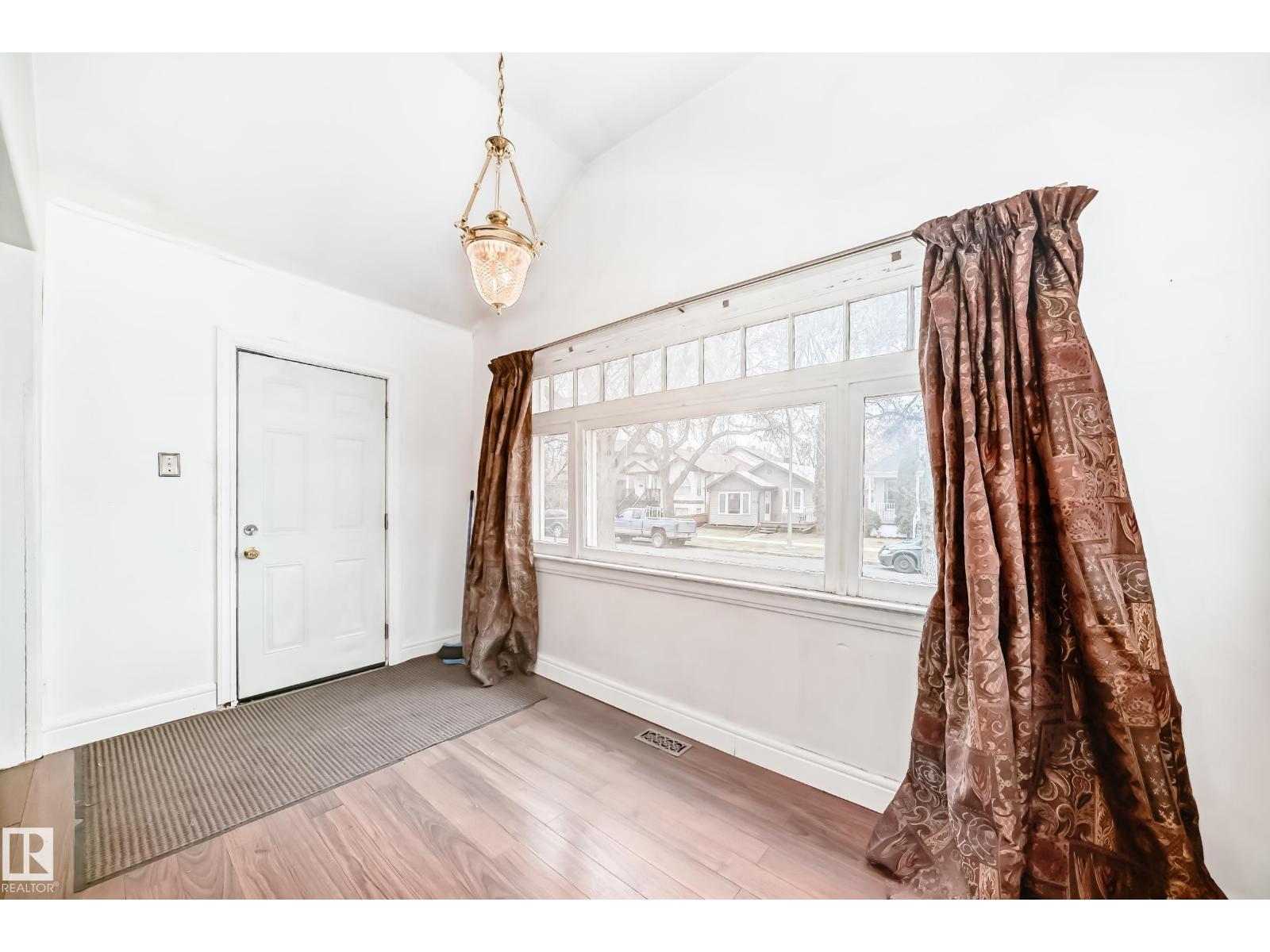 11619 96 St Nw, Edmonton, Alberta  T5G 1T8 - Photo 2 - E4470984