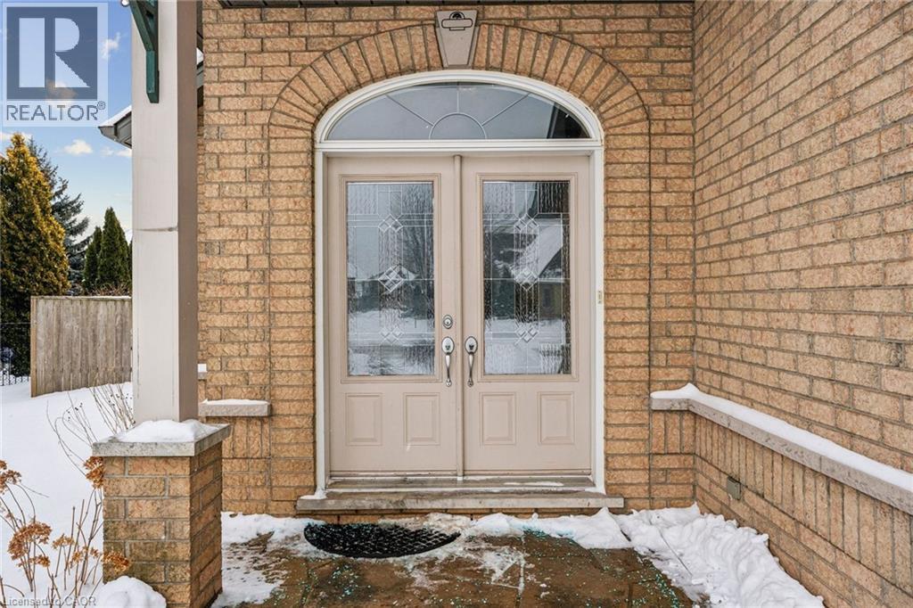 27 Surrey Drive, Ancaster, Ontario  L9K 1L9 - Photo 2 - 40803545