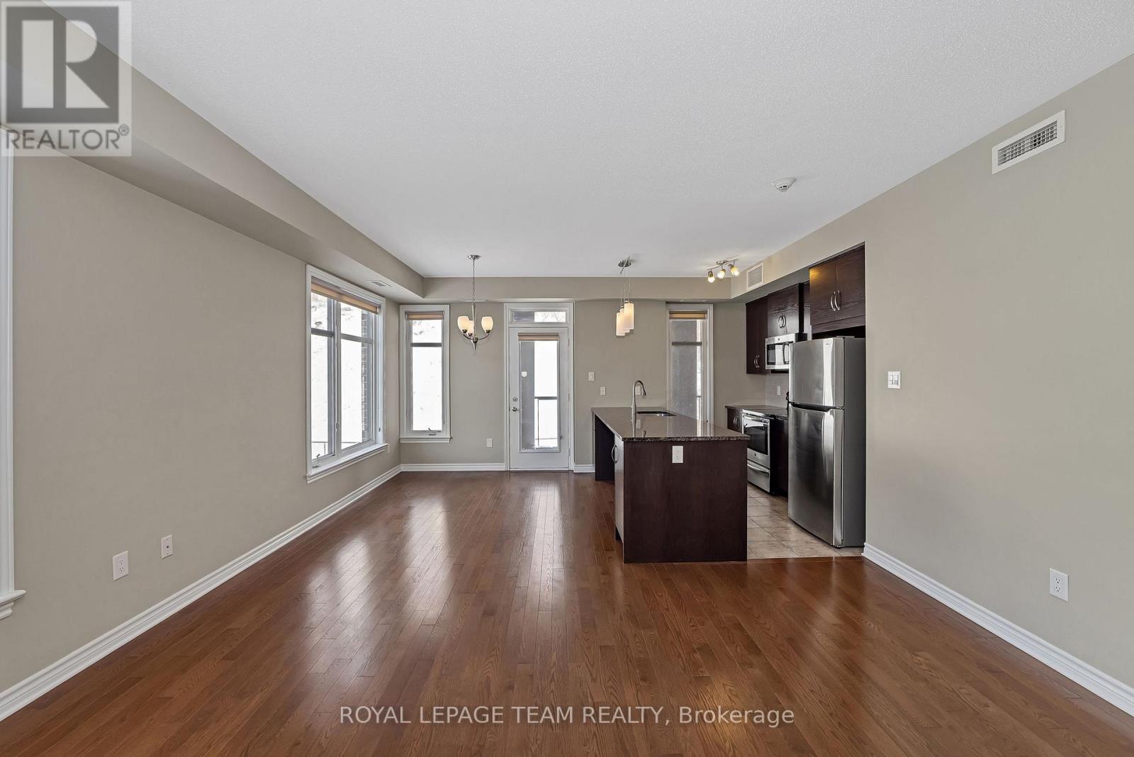 202 - 170 Guelph Private, Ottawa, Ontario  K2T 0J5 - Photo 10 - X12766768