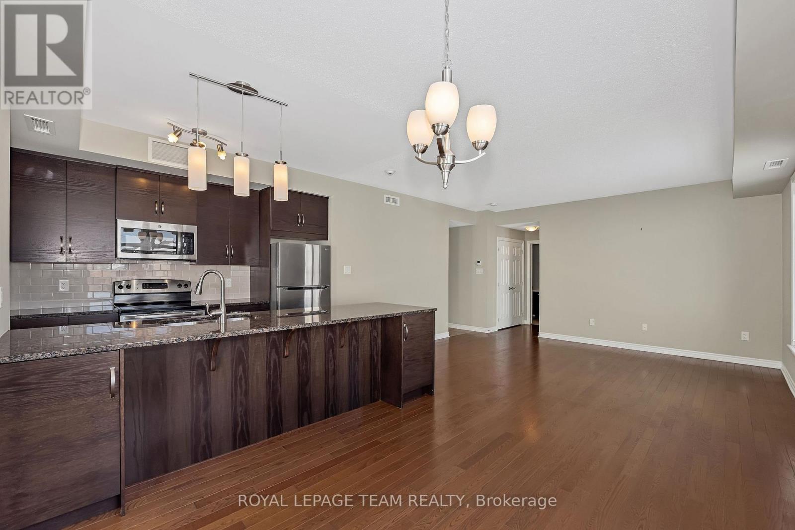 202 - 170 Guelph Private, Ottawa, Ontario  K2T 0J5 - Photo 13 - X12766768