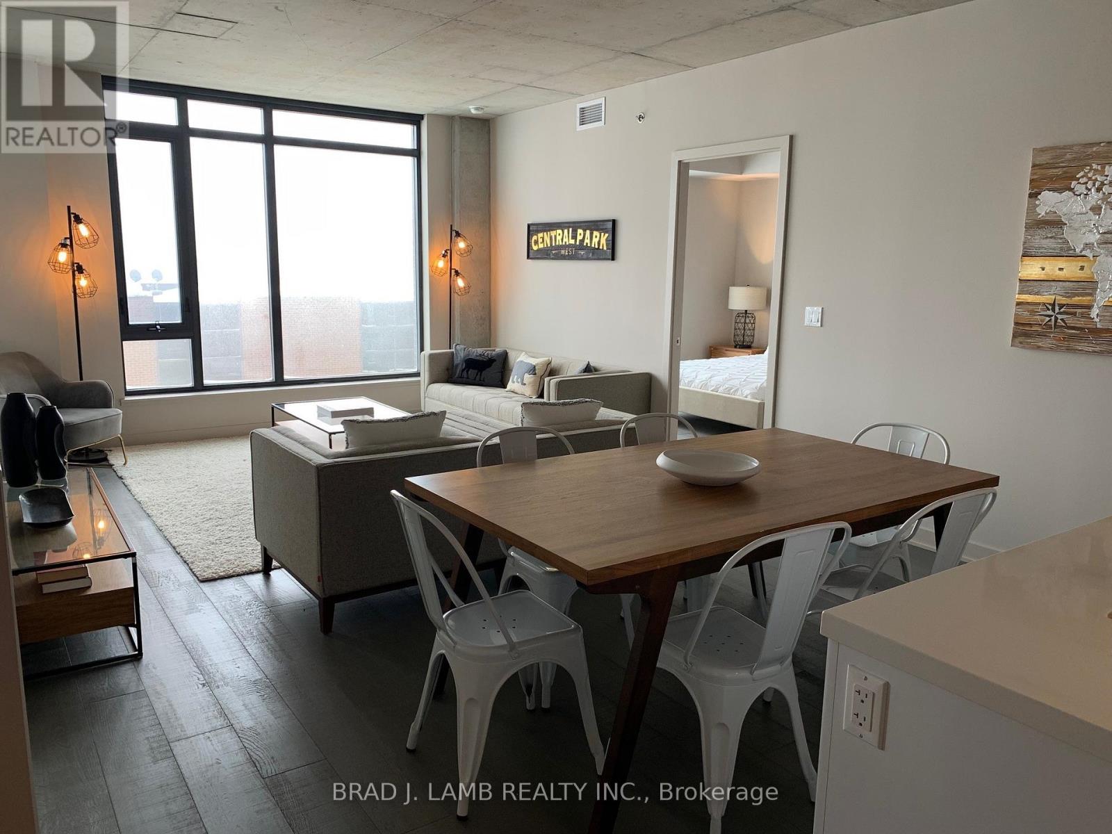 603 - 203 Catherine Street, Ottawa, Ontario  K2P 1C3 - Photo 2 - X12766778