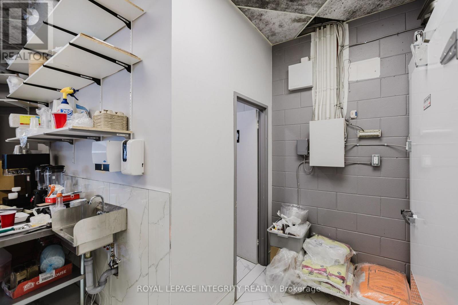 11 - 1950 Merivale Road, Ottawa, Ontario  K2G 5T5 - Photo 17 - X12766862