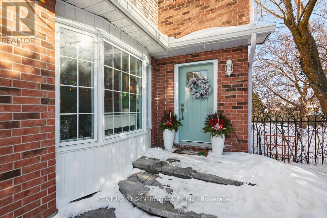 25 Waterton Crescent, Ottawa, Ontario  K2M 1Y8 - Photo 3 - X12766870