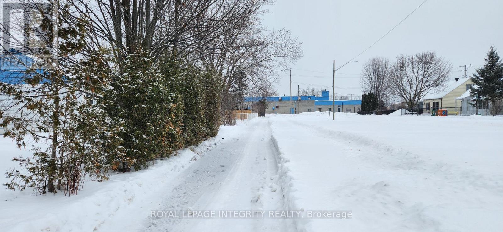 17 Roosevelt Drive, Smiths Falls, Ontario  K7A 3J7 - Photo 6 - X12766880