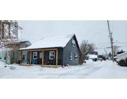 17 ROOSEVELT DRIVE, Smiths Falls, Ontario