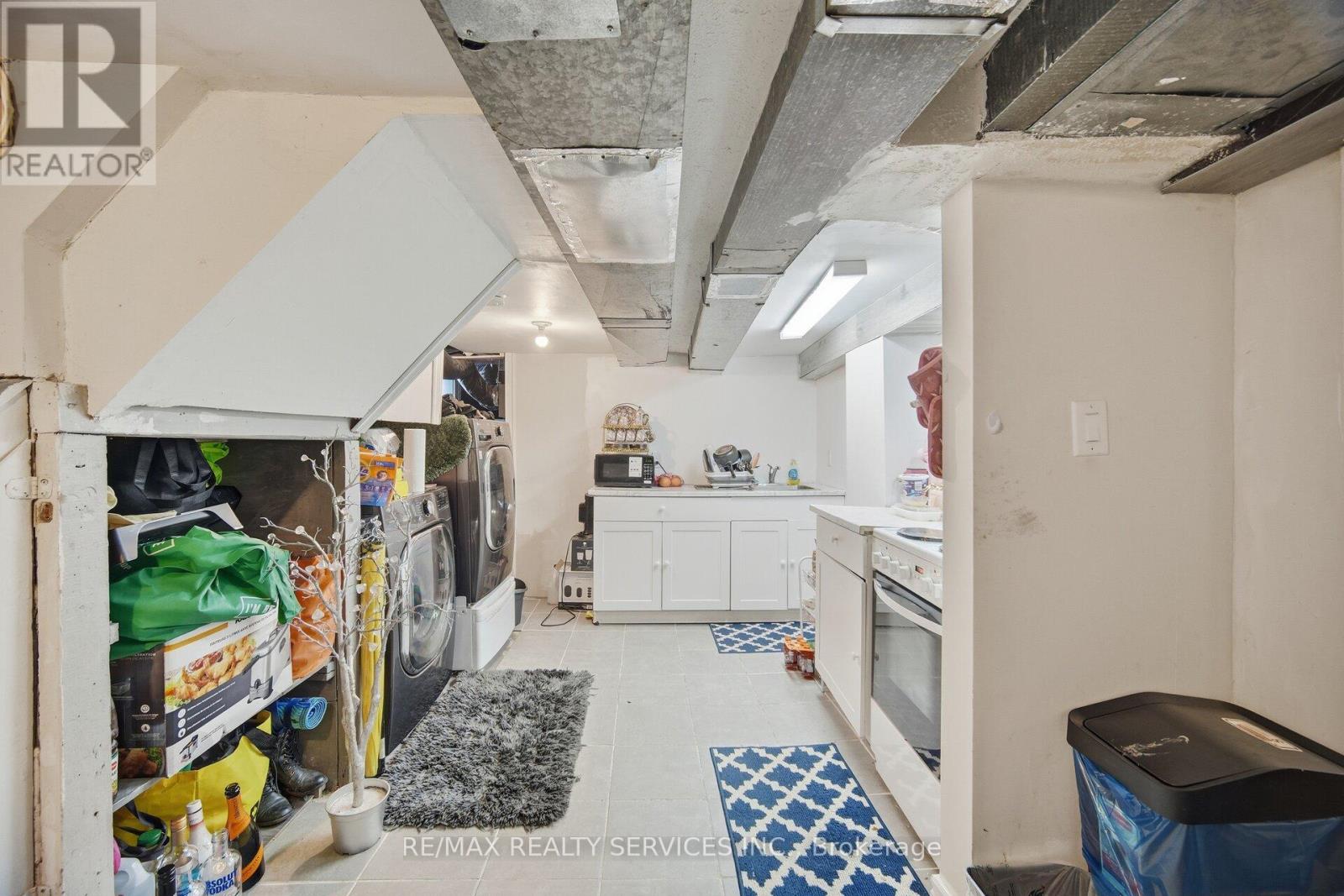 43 Harding Avenue, Toronto, Ontario  M6M 3A3 - Photo 29 - W12760656