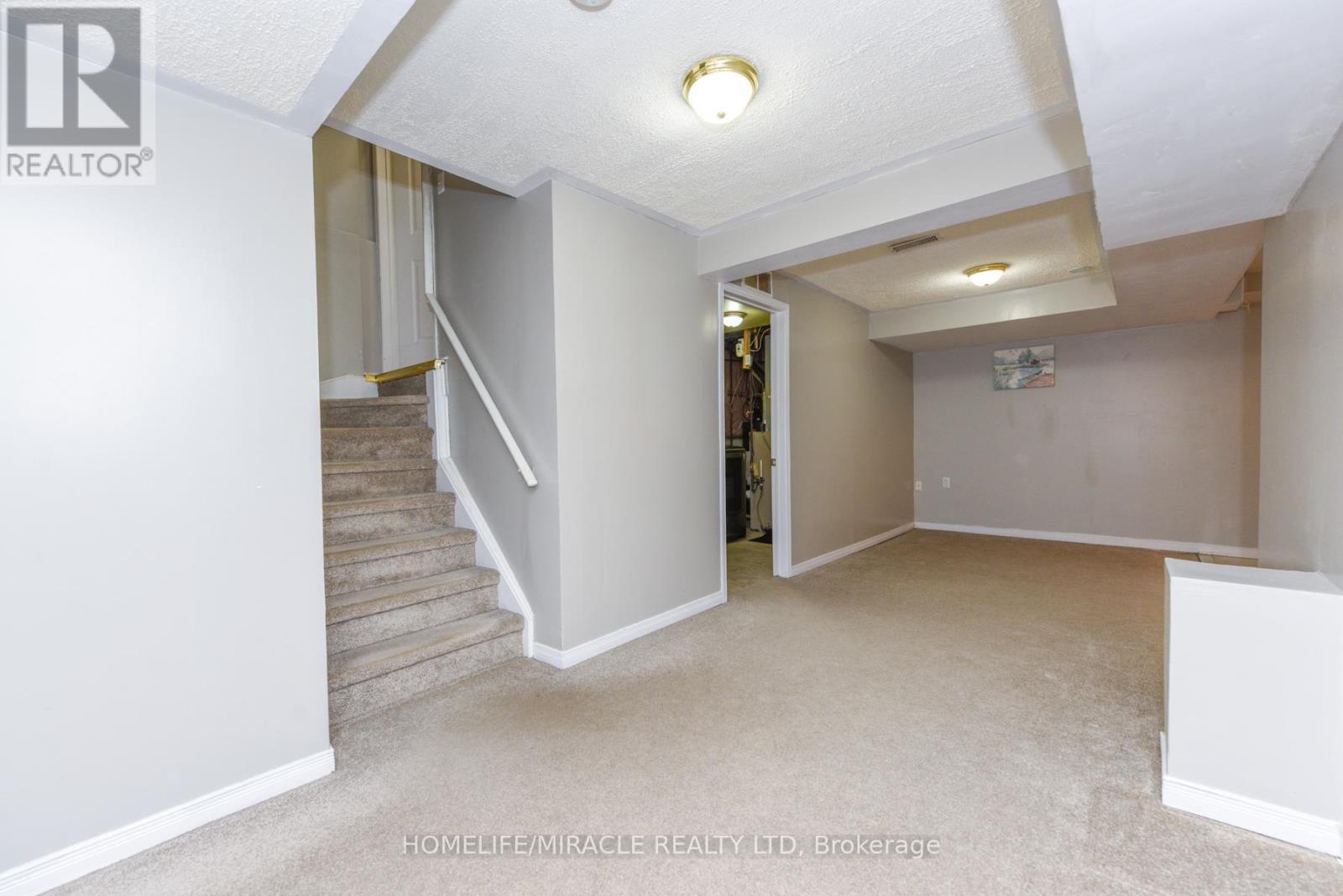 125 Seaside Circle, Brampton, Ontario  L6R 2G9 - Photo 31 - W12760758