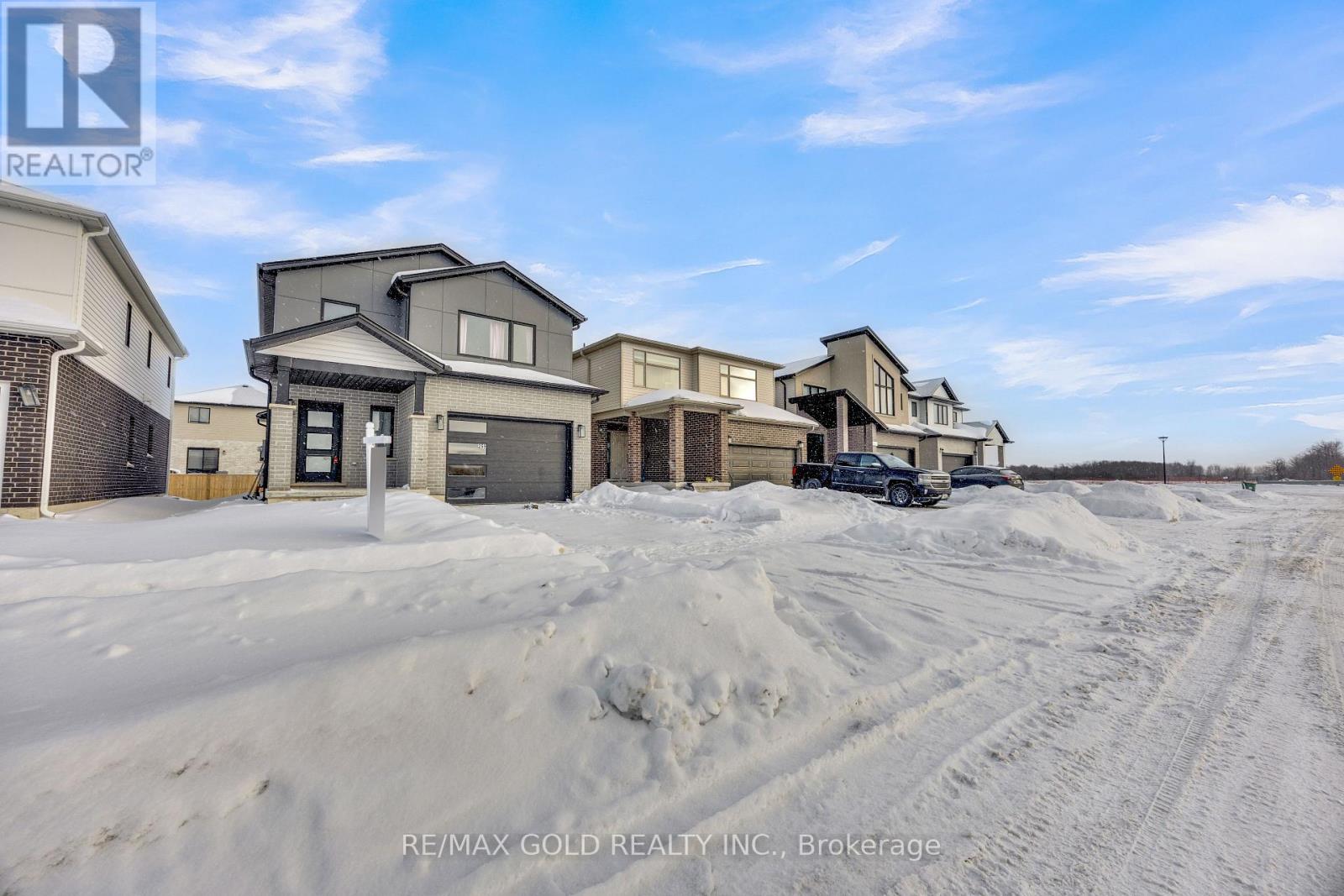 259 Byers Street, London South, Ontario  N6L 0J2 - Photo 2 - X12691578