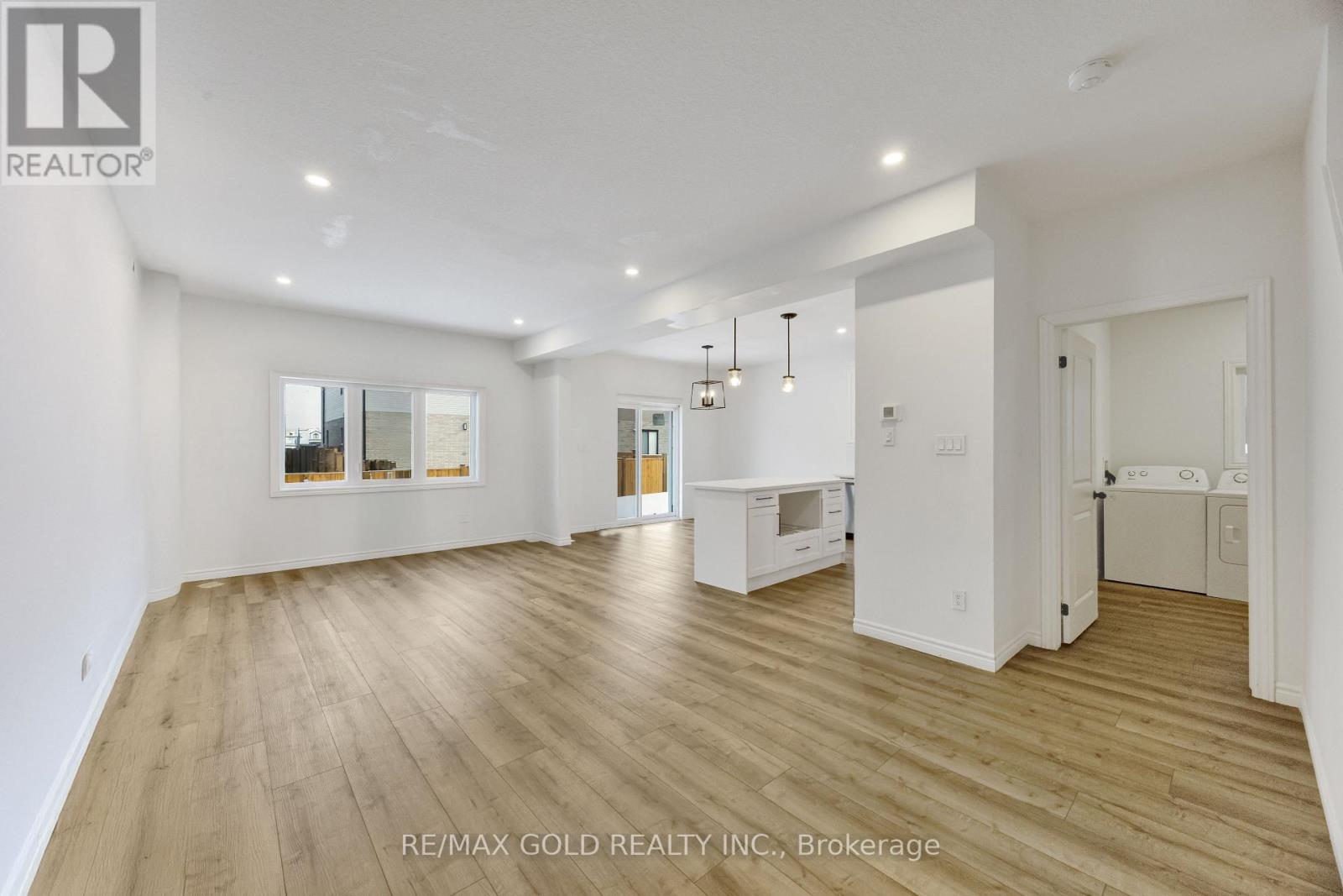 259 Byers Street, London South, Ontario  N6L 0J2 - Photo 9 - X12691578