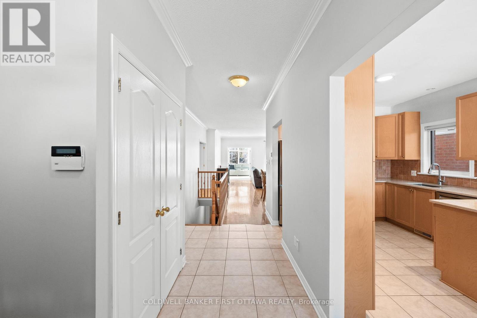 4471 Shoreline Drive, Ottawa, Ontario  K1V 1S7 - Photo 6 - X12761380