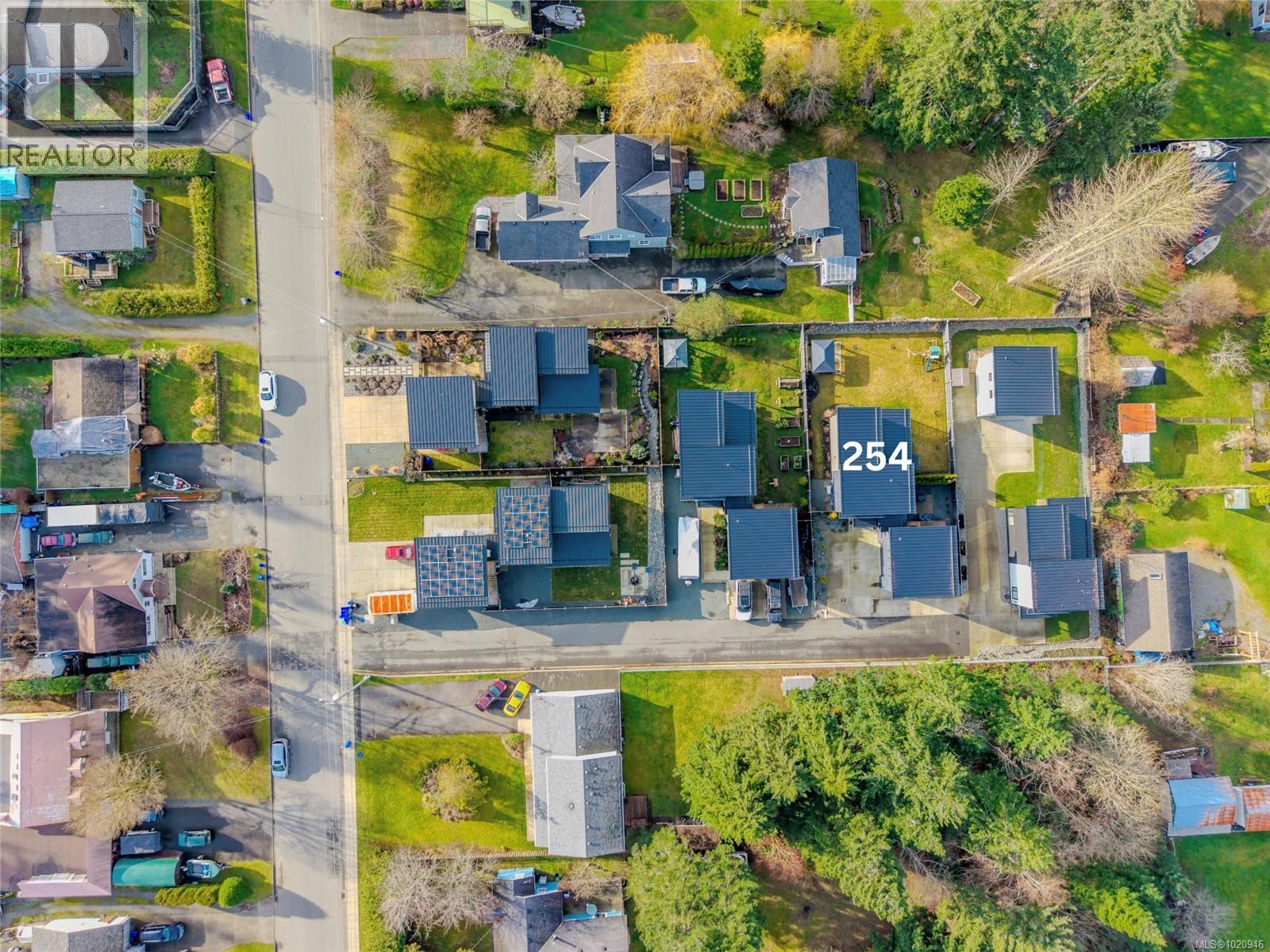 254 Twillingate Rd, Campbell River, British Columbia  V9W 1V2 - Photo 2 - 1020946