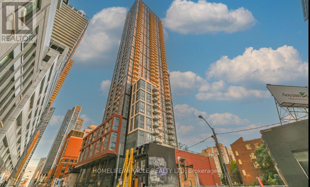 1306 - 108 PETER STREET, Toronto, Ontario