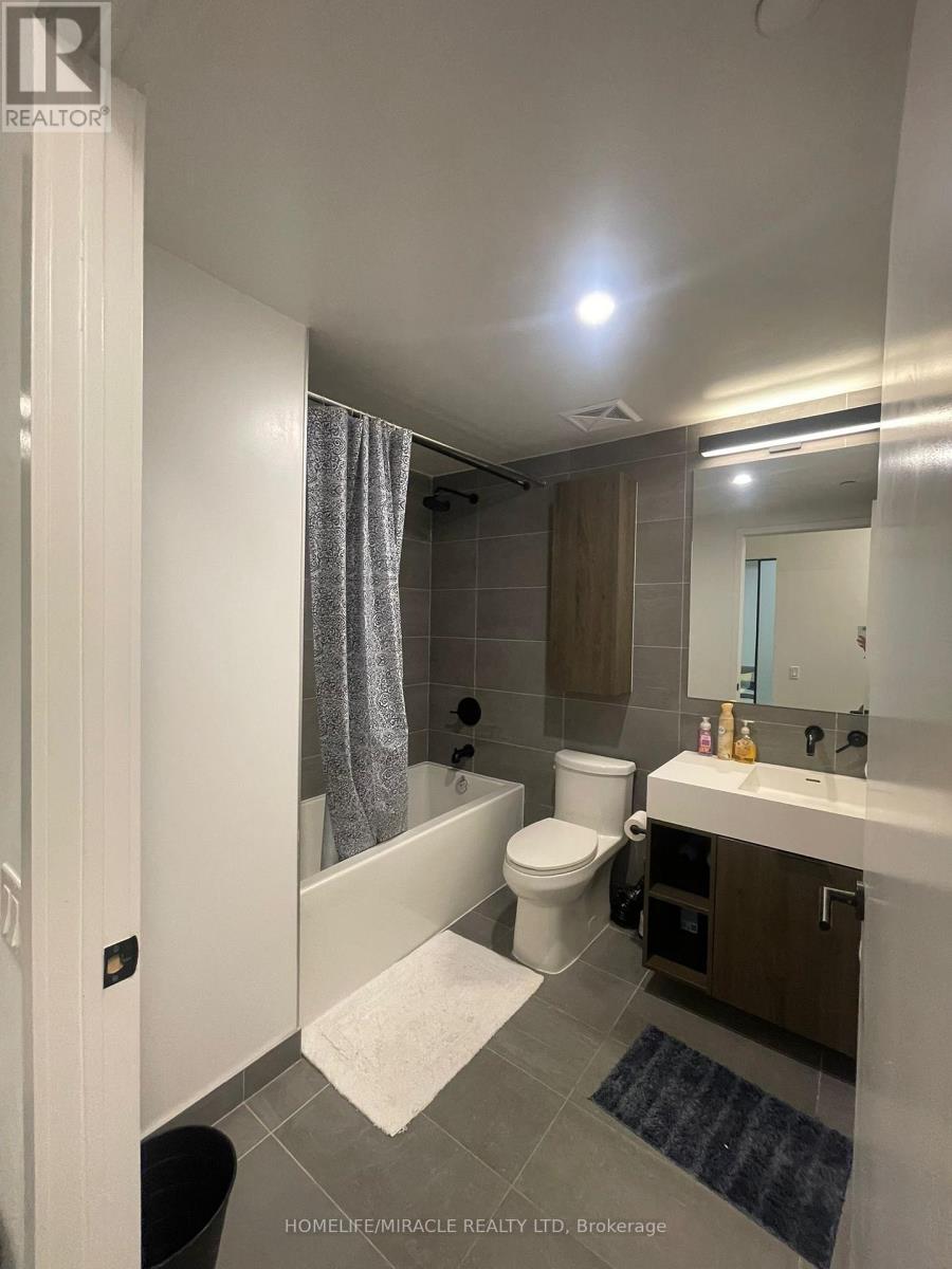 1306 - 108 Peter Street, Toronto, Ontario  M5V 0W2 - Photo 8 - C12766776