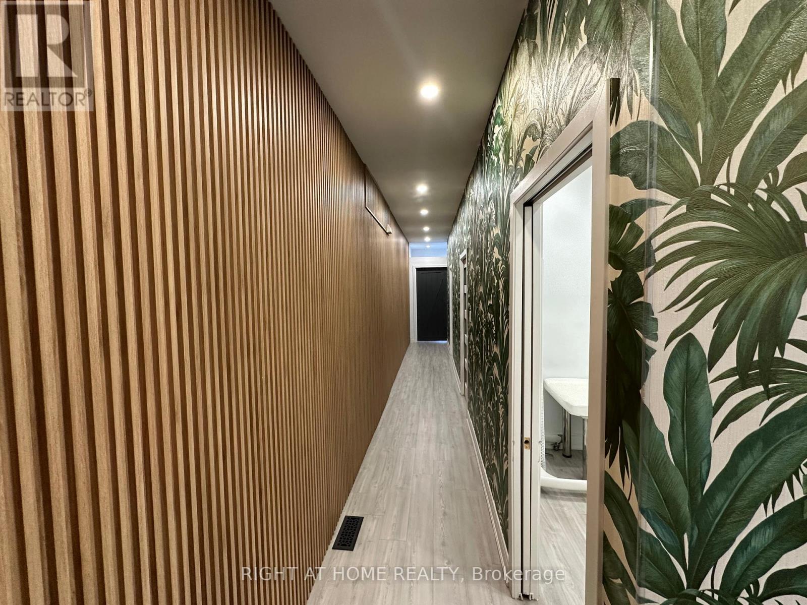 1639 Eglinton Avenue W, Toronto, Ontario  M6E 2H1 - Photo 6 - C12766788