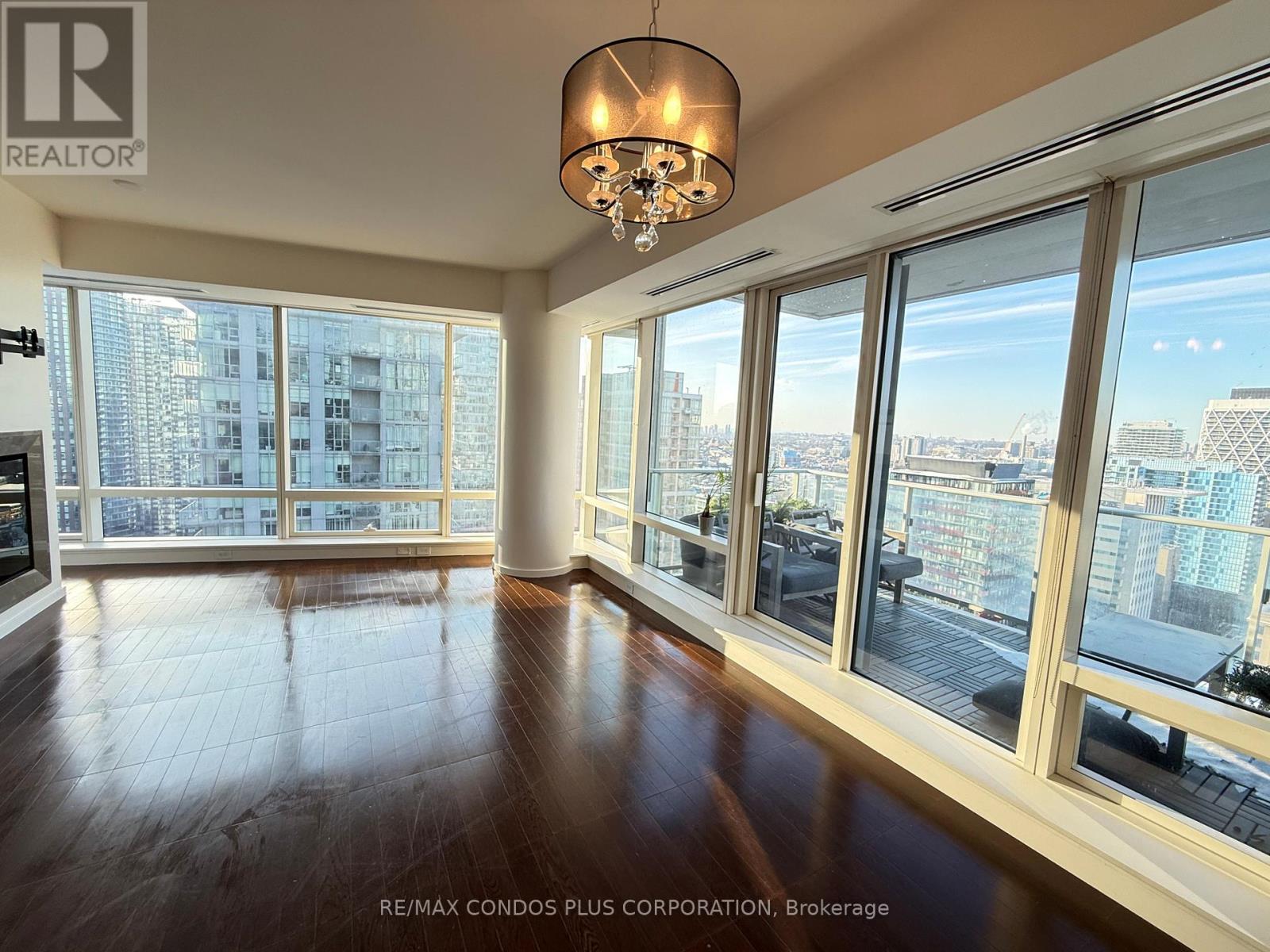 3105 - 180 University Avenue, Toronto, Ontario  M5H 0A2 - Photo 5 - C12766800