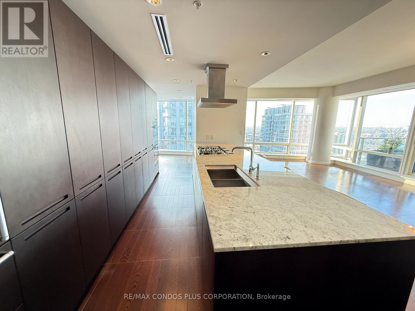 3105 - 180 University Avenue, Toronto, Ontario  M5H 0A2 - Photo 6 - C12766800