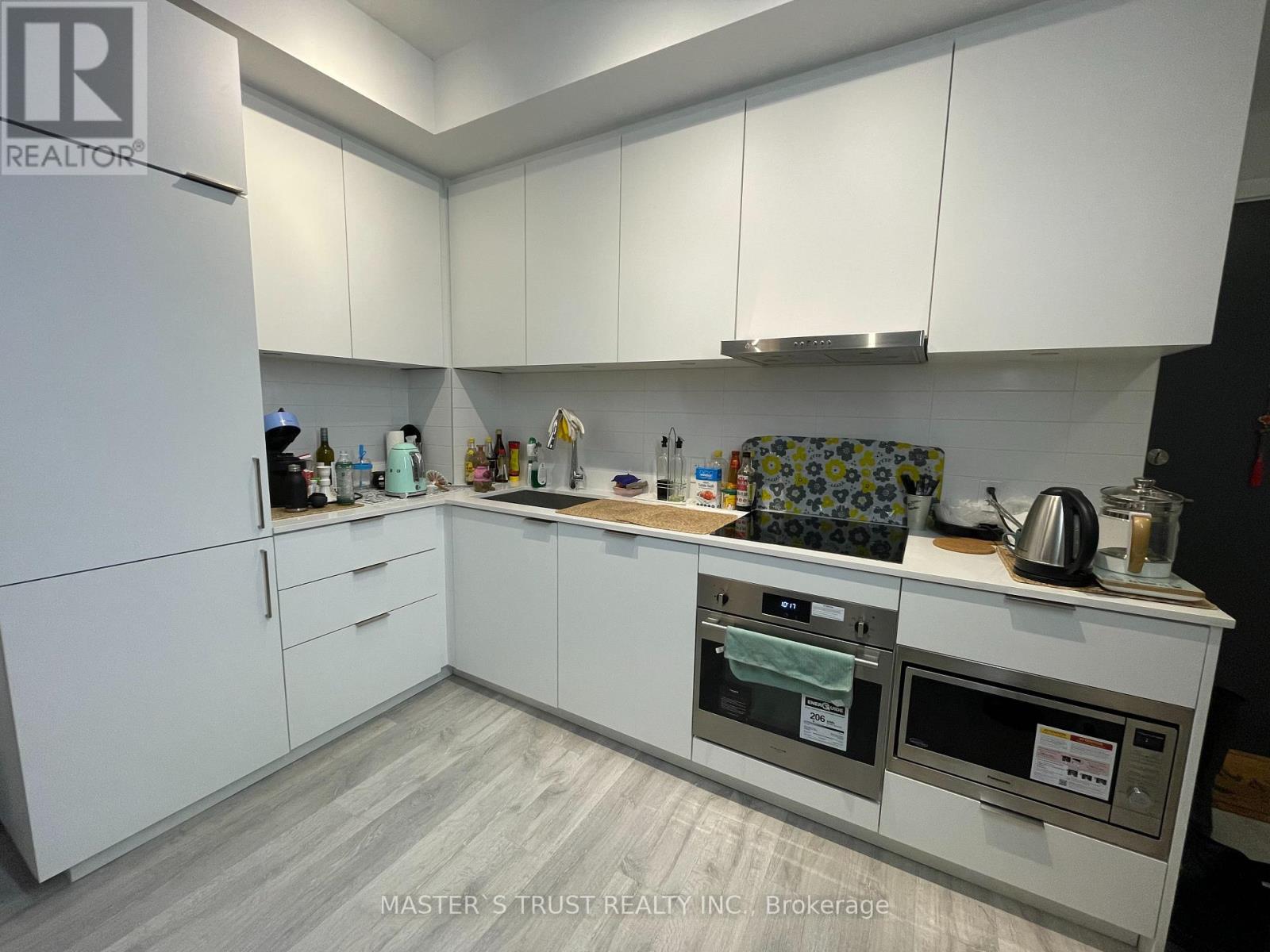 S1306 - 8 Olympic Garden Drive, Toronto, Ontario  M2M 0B9 - Photo 2 - C12766802