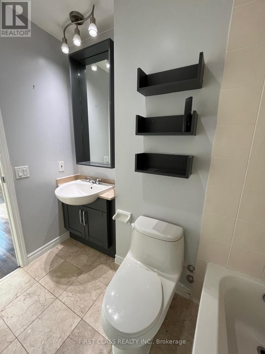 1012 - 60 Byng Avenue, Toronto, Ontario  M2N 7K3 - Photo 8 - C12766828