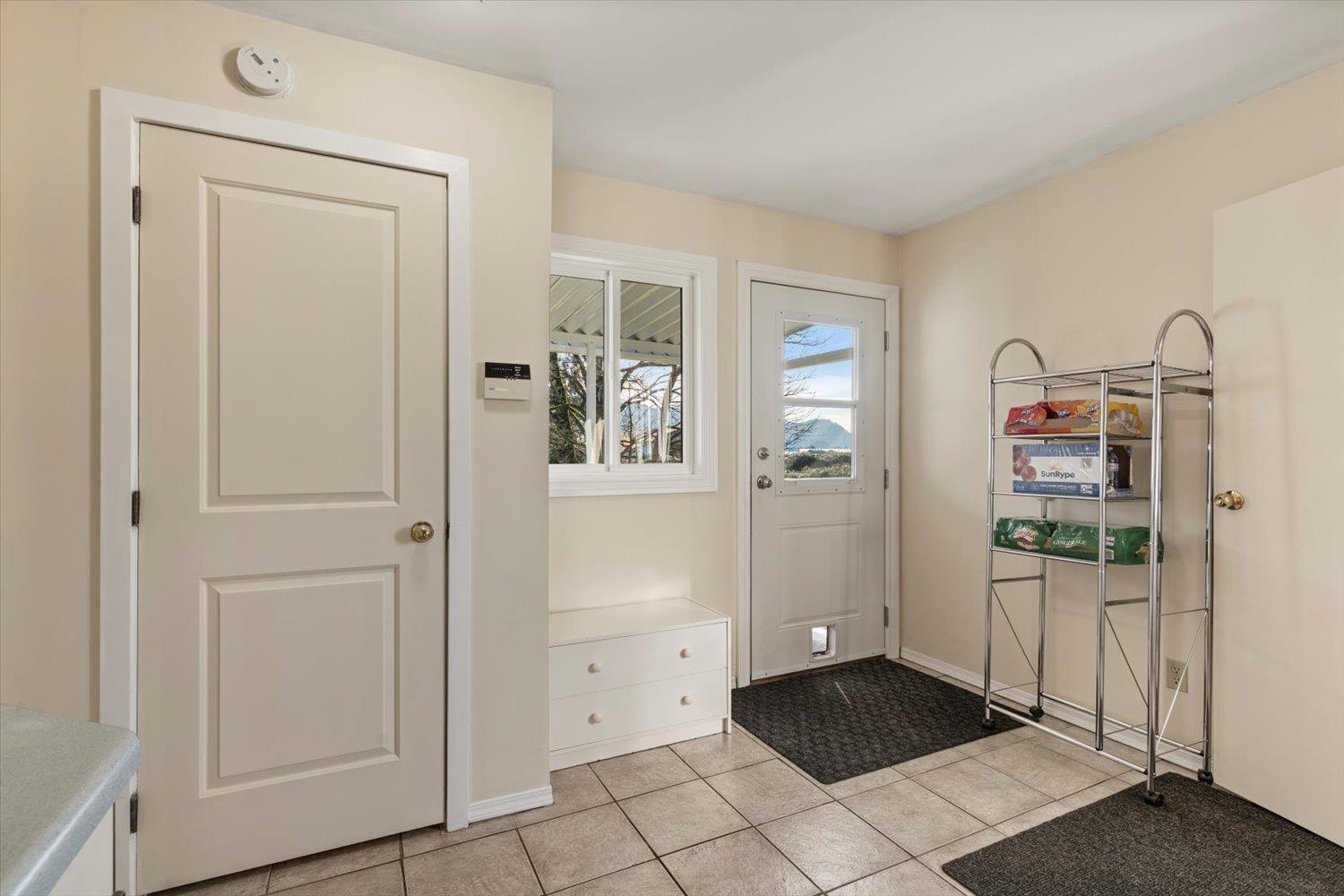 9227 Annis Road, East Chilliwack, Rosedale, British Columbia  V0X 1X2 - Photo 3 - R3086929