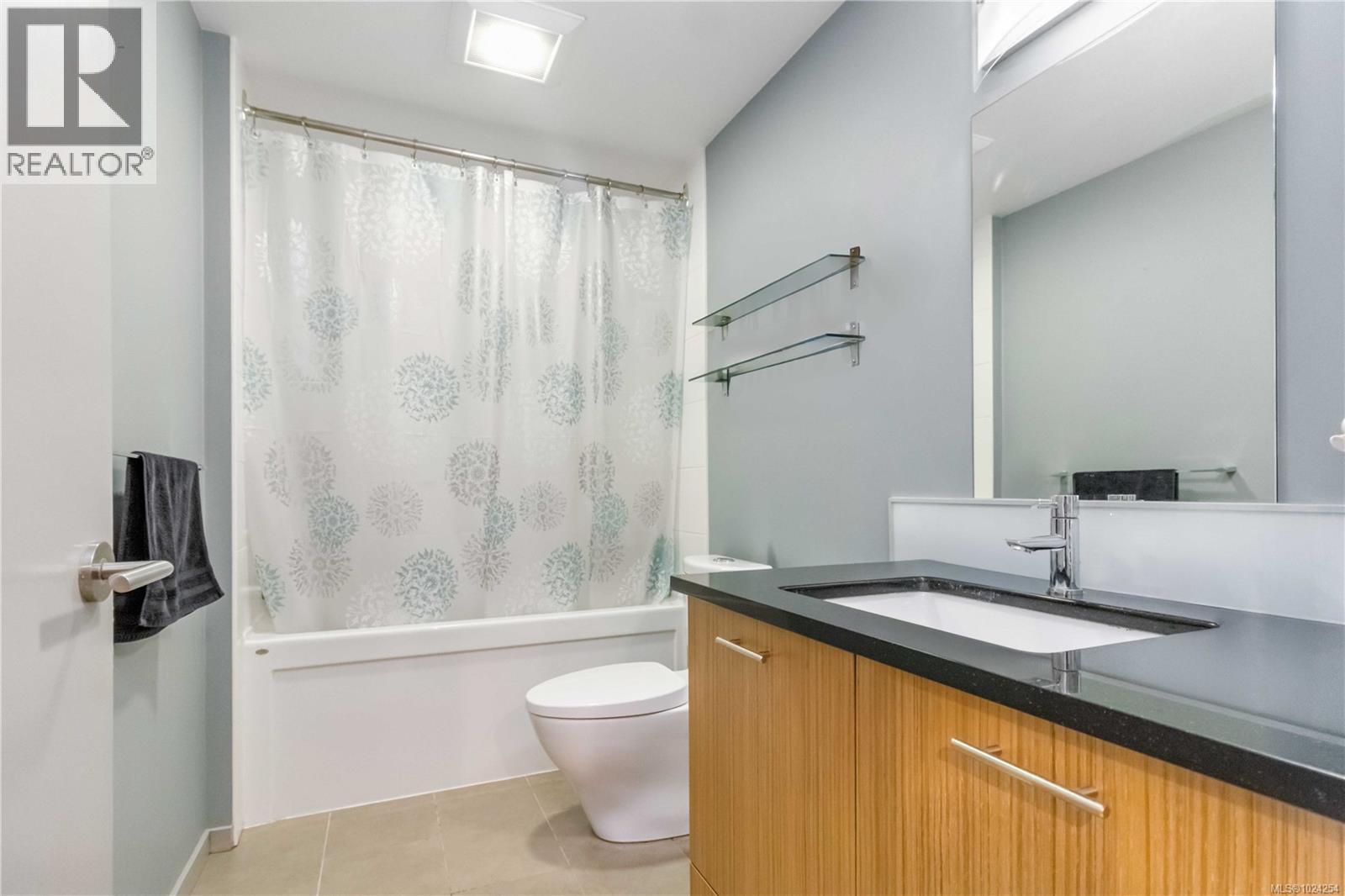 306 834 Johnson St, Victoria, British Columbia  V8W 1N3 - Photo 16 - 1024254