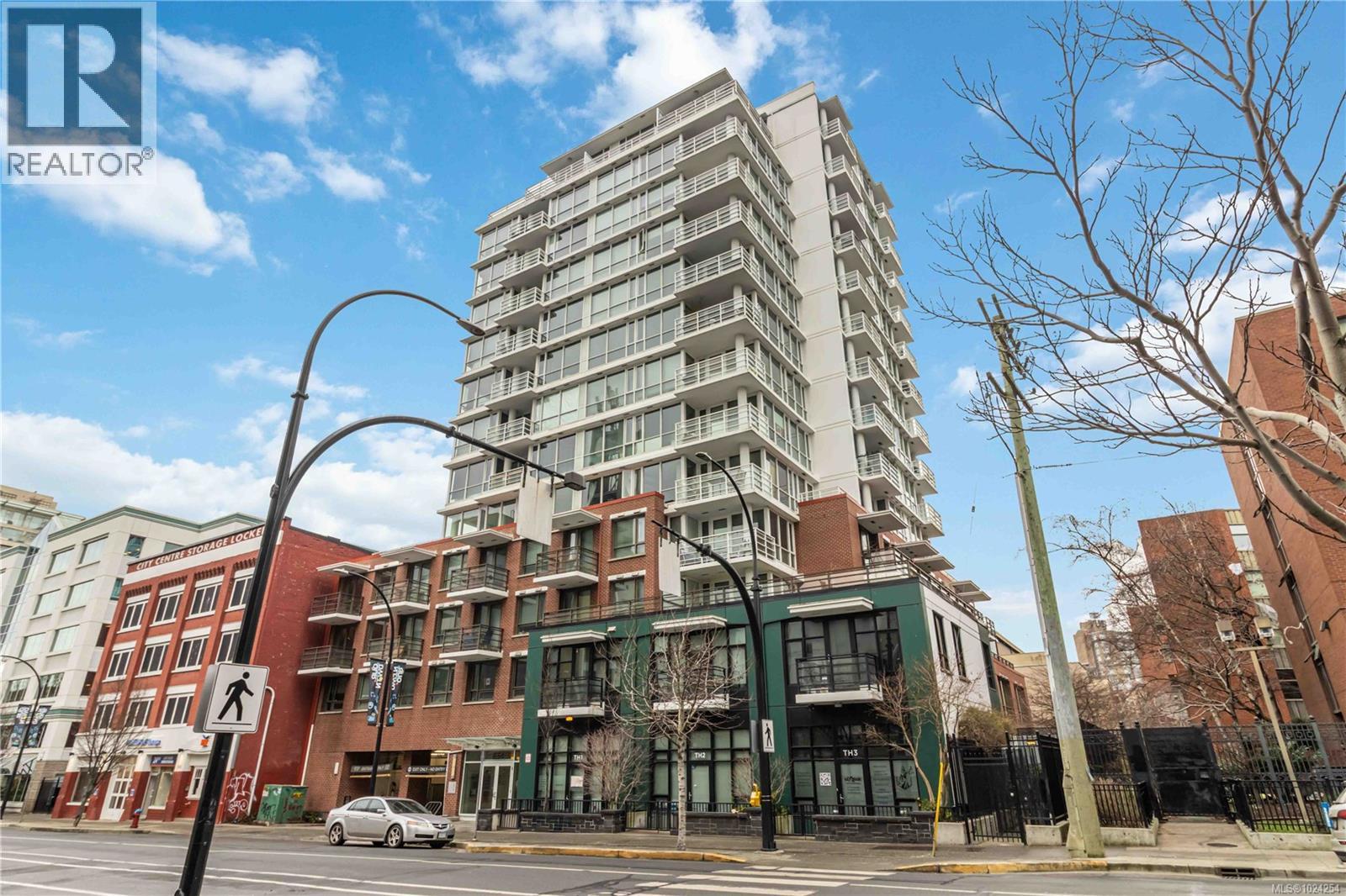 306 834 Johnson St, Victoria, British Columbia