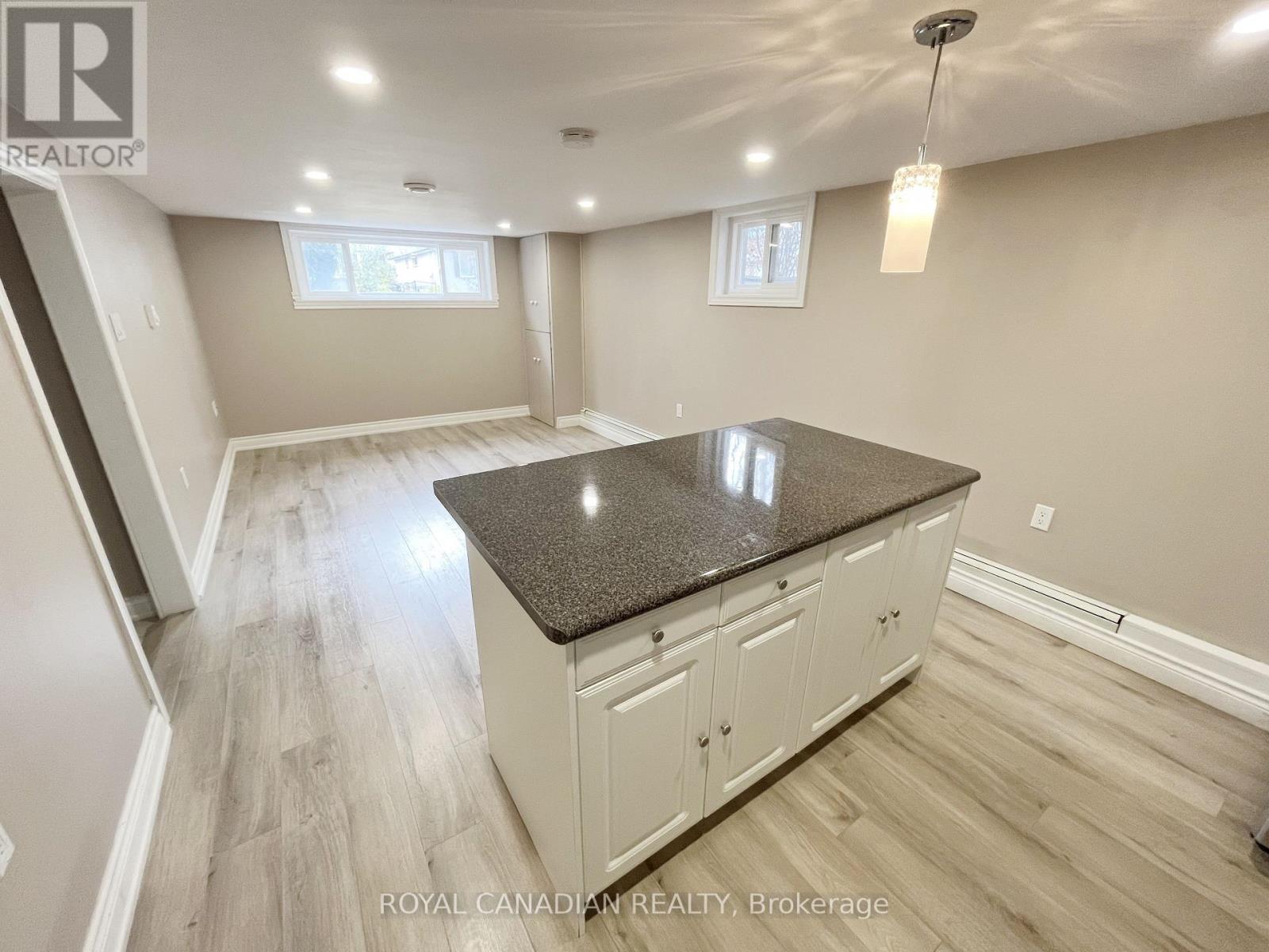 Bsmt - 644 Athol Street E, Oshawa, Ontario  L1H 1M3 - Photo 5 - E12766774