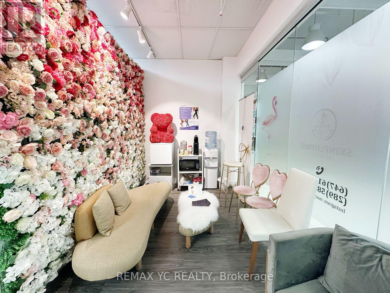 120-121 - 7181 Yonge Street, Markham, Ontario  L3T 0C7 - Photo 8 - N12766714