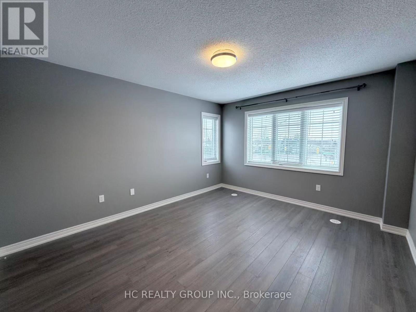 152 Roy Grove Way, Markham, Ontario  L3P 5Y7 - Photo 10 - N12766726