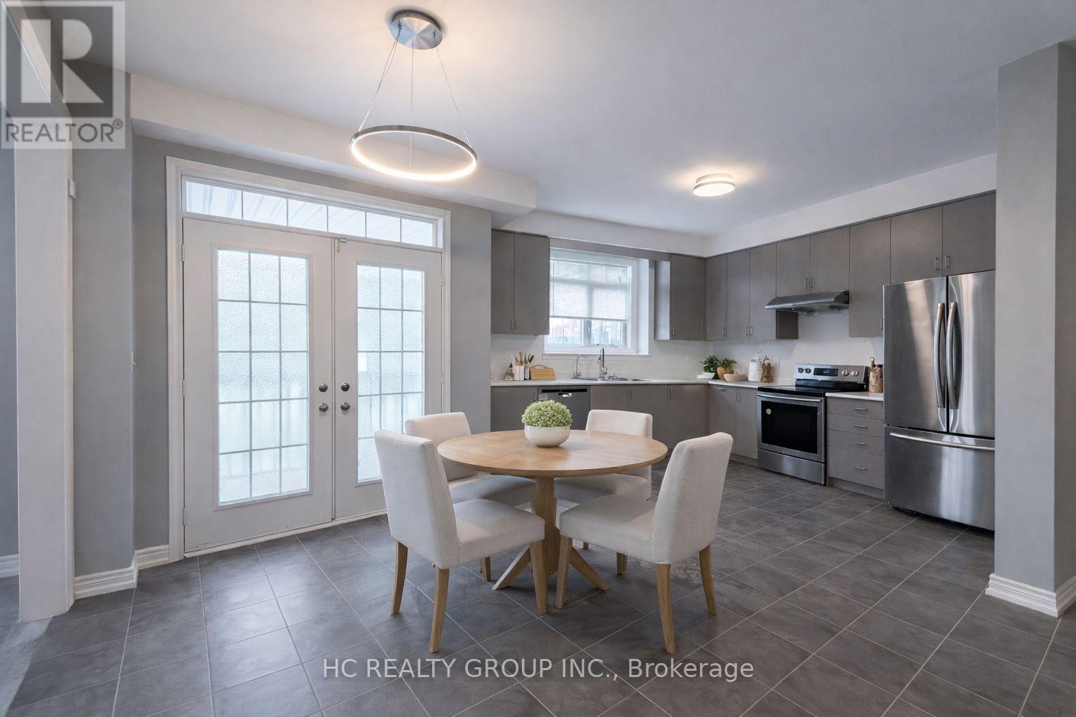 152 Roy Grove Way, Markham, Ontario  L3P 5Y7 - Photo 7 - N12766726