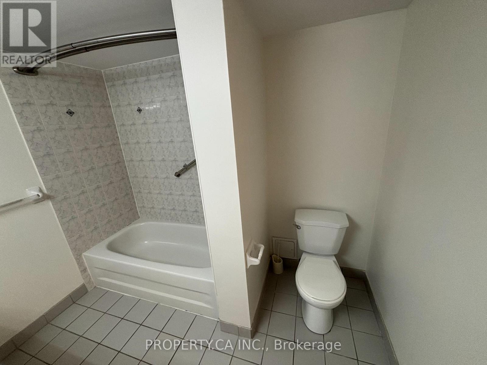 1106 - 135 Pond Drive, Markham, Ontario  L3T 7V6 - Photo 12 - N12766794