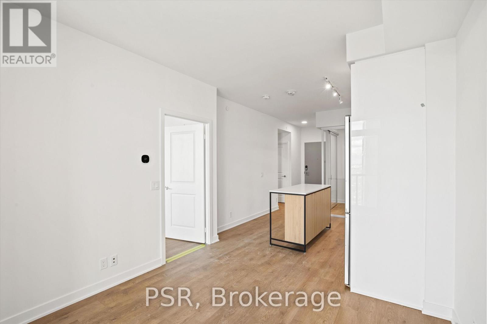 1908 - 30 Upper Mall Way, Vaughan, Ontario  L4J 0L7 - Photo 6 - N12766852