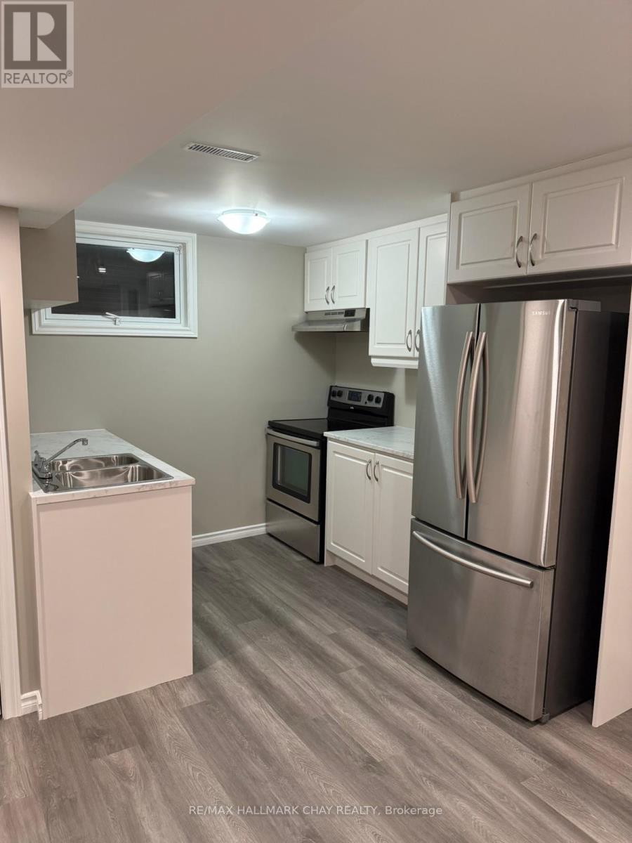 76 Marhsall Street, Barrie, Ontario  L4N 3S8 - Photo 9 - S12766698