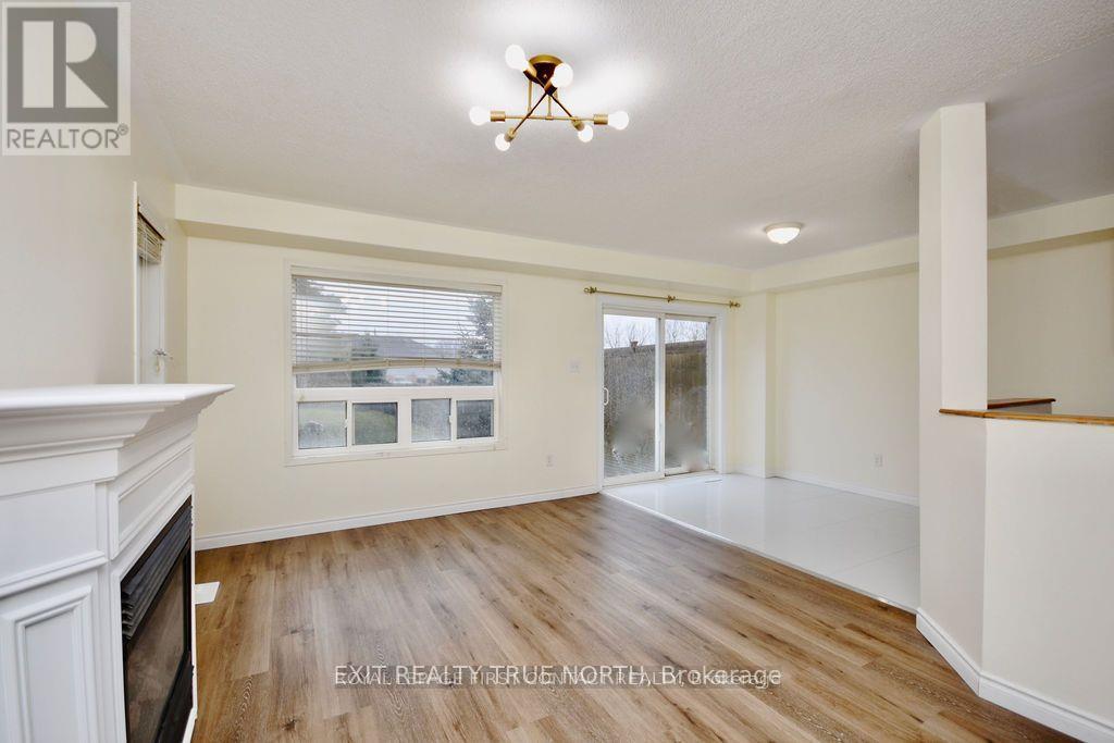 28 Sunset Place, Barrie (Holly), Ontario  L4N 0T7 - Photo 7 - S12766806