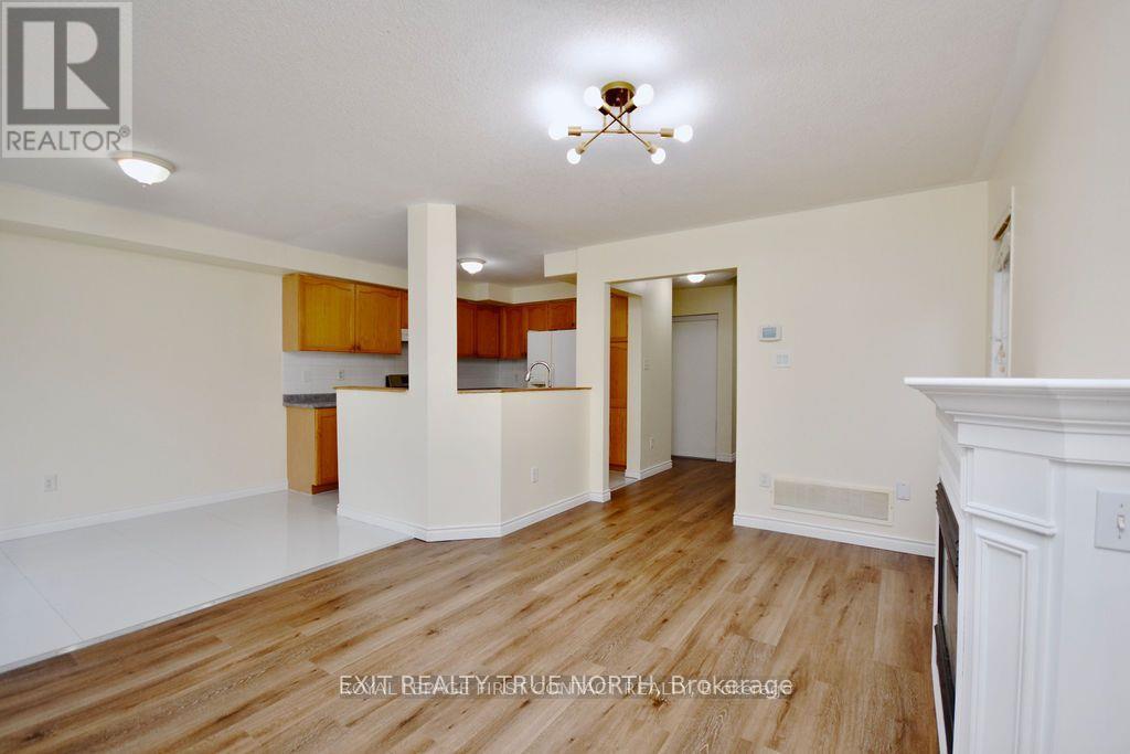 28 Sunset Place, Barrie (Holly), Ontario  L4N 0T7 - Photo 9 - S12766806