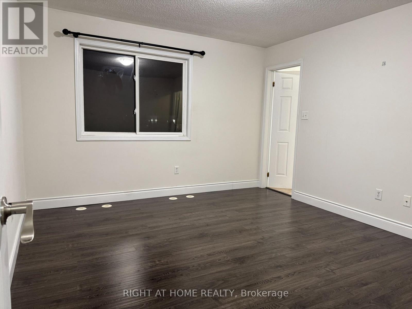 Upper - 11 Etienne Street, Toronto, Ontario  M1L 0A2 - Photo 10 - E12595152