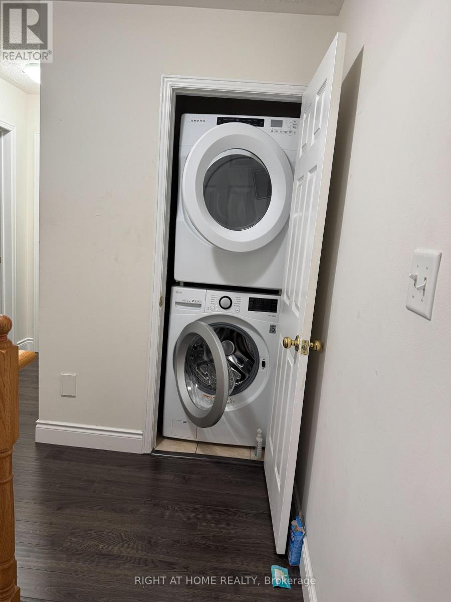 Upper - 11 Etienne Street, Toronto, Ontario  M1L 0A2 - Photo 17 - E12595152