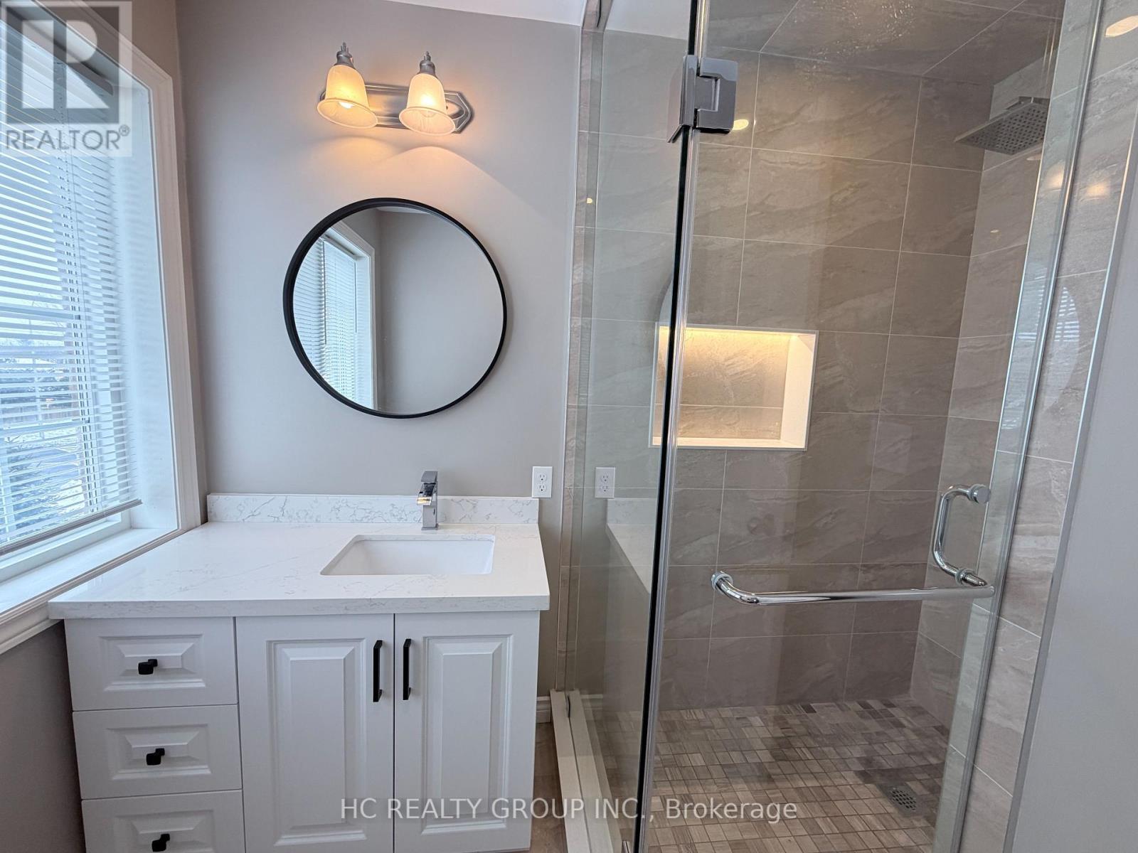 152 Roy Grove Way, Markham, Ontario  L3P 5Y7 - Photo 16 - N12766726