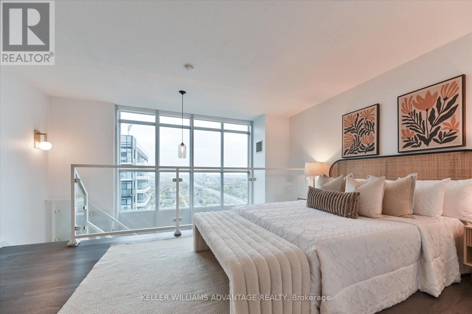 2910 - 155 Legion Road N, Toronto, Ontario  M8Y 0A7 - Photo 24 - W12682300